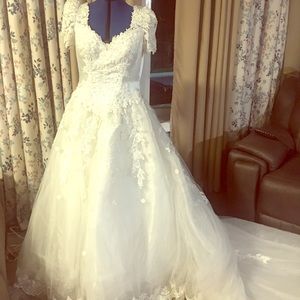 Wedding gown